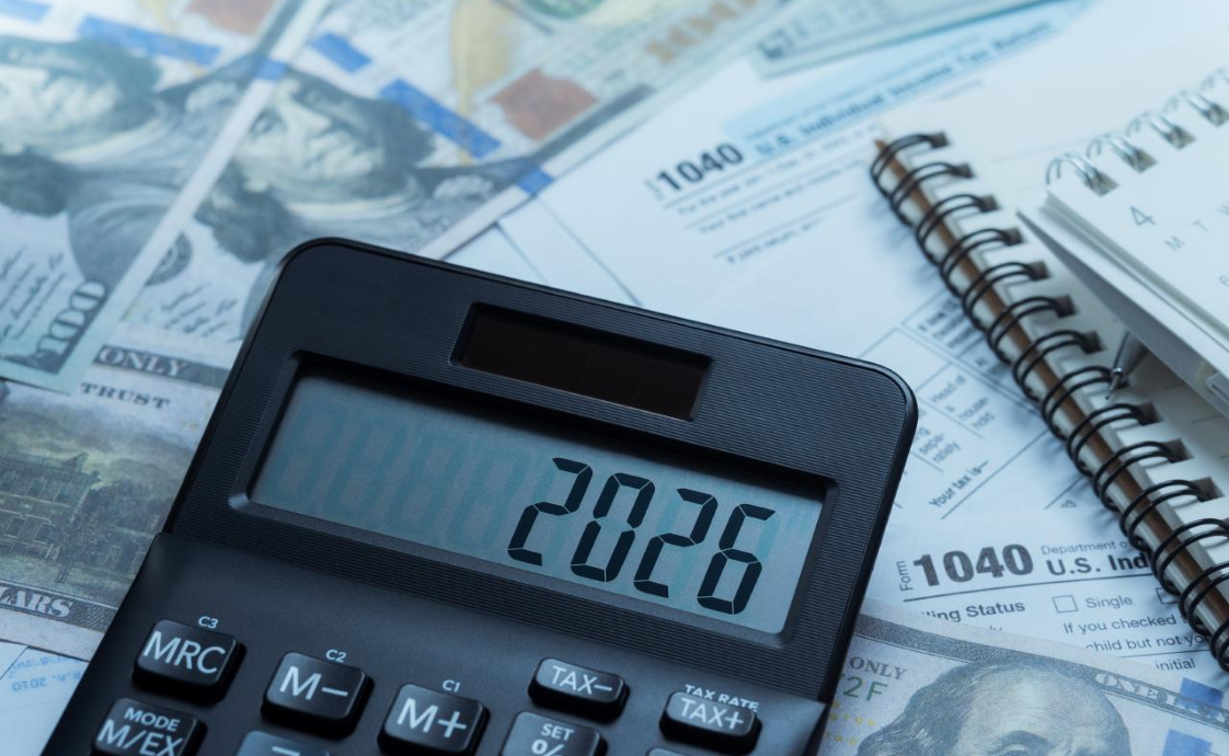 Federal Retirement Income Risks