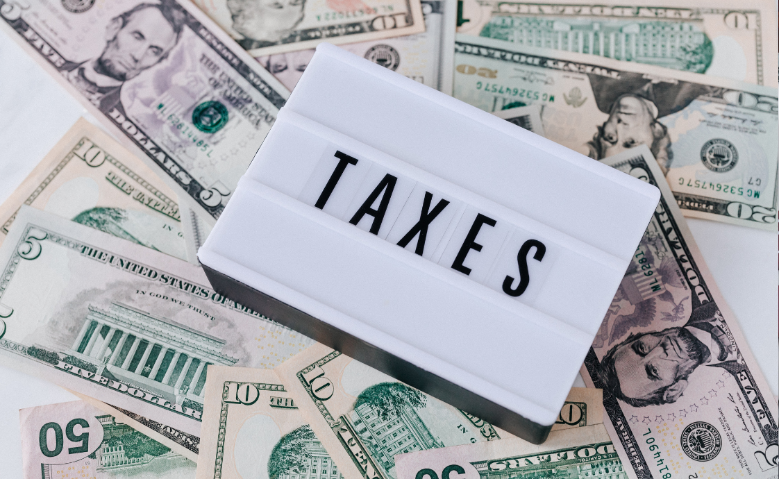 How to Reduce Your Tax Bill Before Year-End in Puerto Rico
