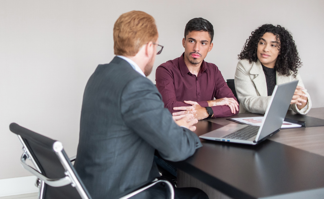 Should I Stay With My Puerto Rico Financial Advisor or Switch